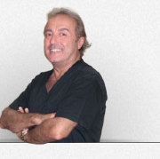 staff_robertovichi.jpg